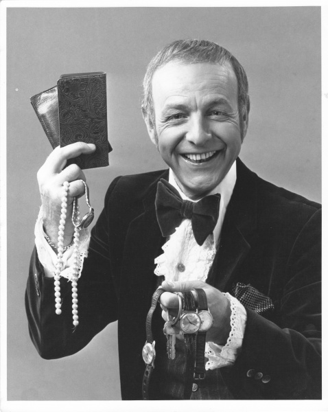 File:Dominique pickpocket.jpg